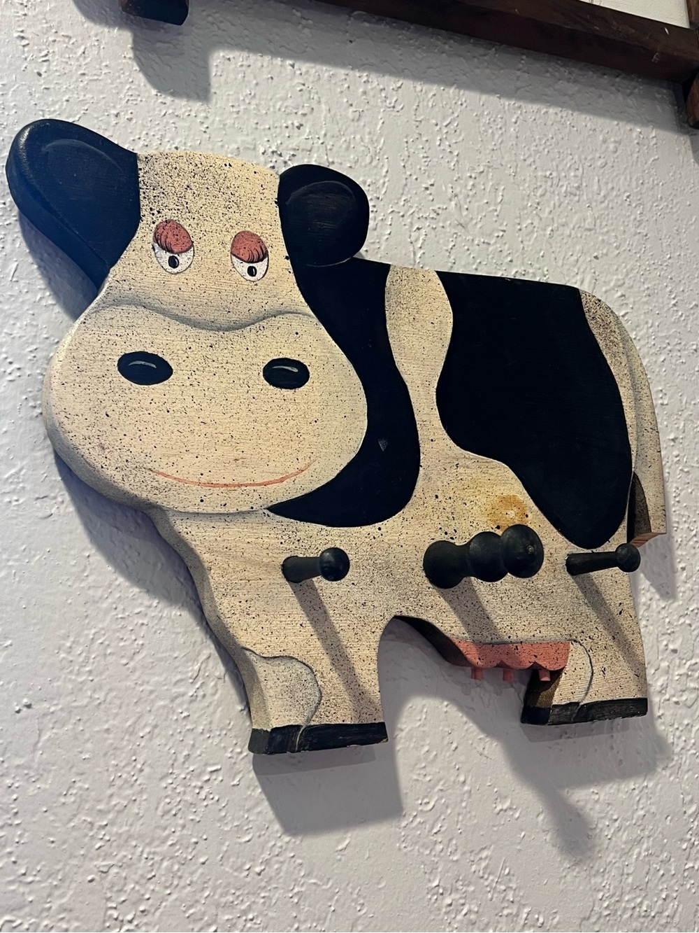 Vintage Hand Painted Wooden Cow Peg Rack 3 Hooks Farmhouse Folk Art 1992